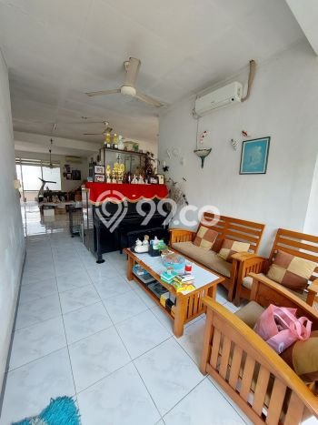 Dijual Rumah Strategis Bagus Punya 4 KT di Rungkut Surabaya SHM Dijual Rumah Strategis Bagus Punya 4 KT di Rungkut Surabaya SHM