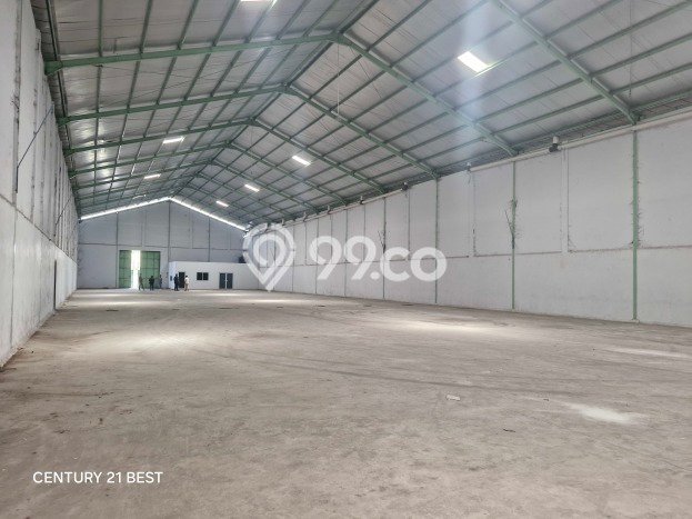HARGA BERSAING! Gudang Kawasan , Luas 1680m2m², Lokasi Bisnis HARGA BERSAING! Gudang Kawasan , Luas 1680m2m², Lokasi Bisnis