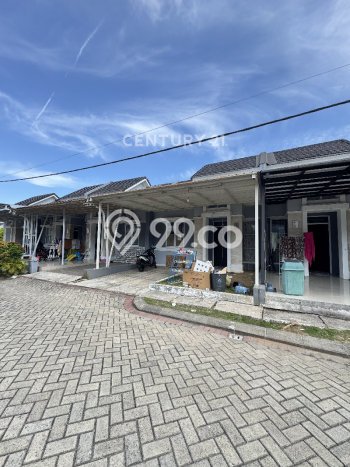 Disewakan Rumah Konsep Minimalis di Tamalanrea Makassar dengan 2 KT Disewakan Rumah Konsep Minimalis di Tamalanrea Makassar dengan 2 KT