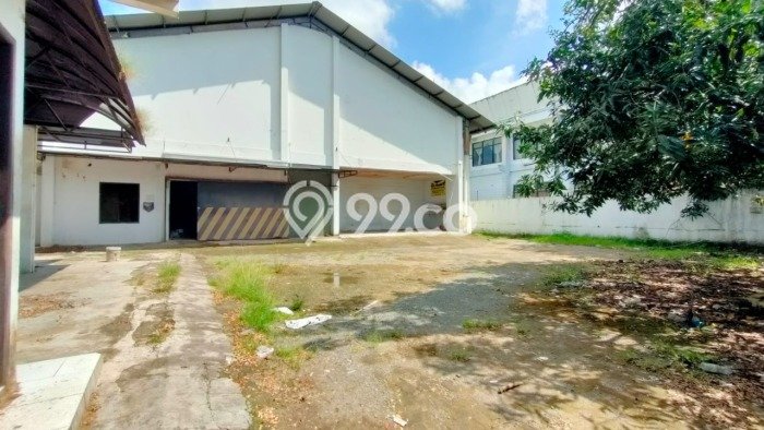 KEUNTUNGAN BERLIPAT! Gudang Kawasan , Luas 1025m2m², Pusat Bisnis KEUNTUNGAN BERLIPAT! Gudang Kawasan , Luas 1025m2m², Pusat Bisnis