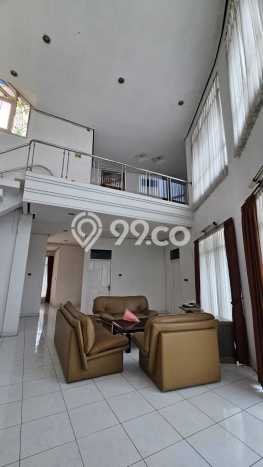 Disewakan! Rumah 4 Kamar Tidur &
3 Kamar Mandi di Cipaganti, Bandung Disewakan! Rumah 4 Kamar Tidur &
3 Kamar Mandi di Cipaganti, Bandung