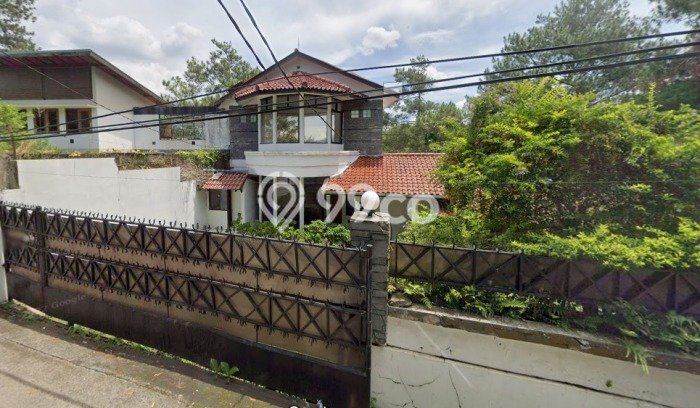 GOOD DEAL! Rumah di Coblong, 3 KT, Ready, LT 1700m2m² LB 400m2m² GOOD DEAL! Rumah di Coblong, 3 KT, Ready, LT 1700m2m² LB 400m2m²