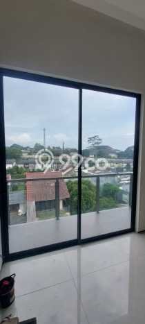 Rumah Elit Modern Tanpa Renovasi di Setra Duta Bandung Rumah Elit Modern Tanpa Renovasi di Setra Duta Bandung