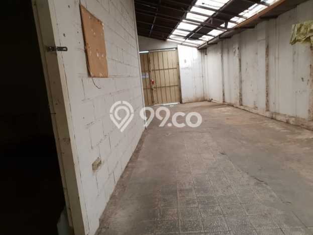 Disewakan Komersial di Veteran, Luas 350m², Area Premium, Ready Untuk Dipakai Disewakan Komersial di Veteran, Luas 350m², Area Premium, Ready Untuk Dipakai