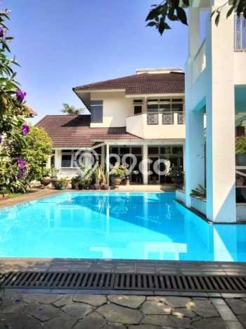 Jual Rumah Mewah Elegan Dengan View Cantik di Cipaku, Bandung Jual Rumah Mewah Elegan Dengan View Cantik di Cipaku, Bandung