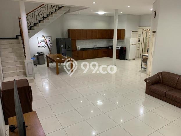 Siap Huni Rumah Mewah 5 Kamar di Astanaanyar Dekat ke Mana Saja Siap Huni Rumah Mewah 5 Kamar di Astanaanyar Dekat ke Mana Saja