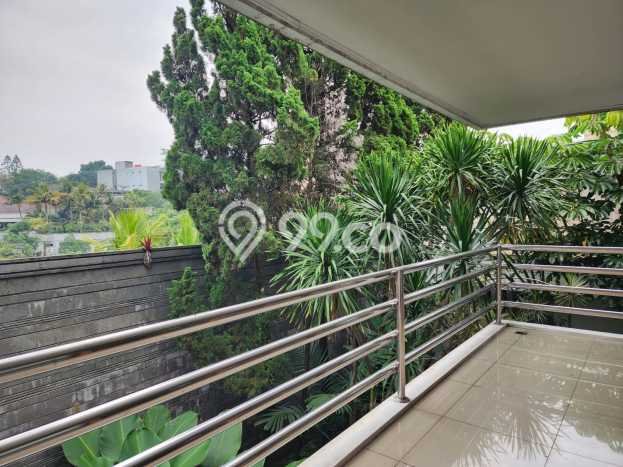 Rumah Elit Modern Tanpa Renovasi di Hegarmanah Bandung Rumah Elit Modern Tanpa Renovasi di Hegarmanah Bandung