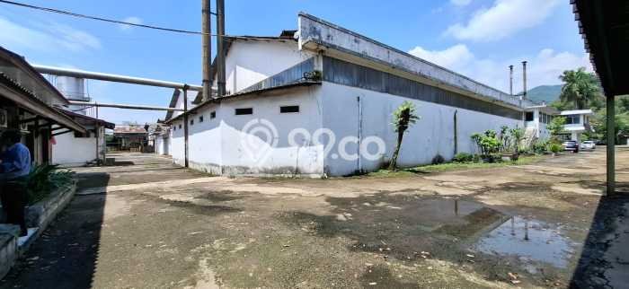 Unit Pabrik Dijual di Baleendah Bandung Luas Bangunan 9000m2 Unit Pabrik Dijual di Baleendah Bandung Luas Bangunan 9000m2