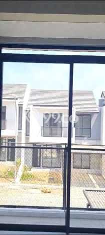 HARGA SPECIAL! Rumah Strategis lokasi , Luas 120m2m² LB 95m2m² HARGA SPECIAL! Rumah Strategis lokasi , Luas 120m2m² LB 95m2m²