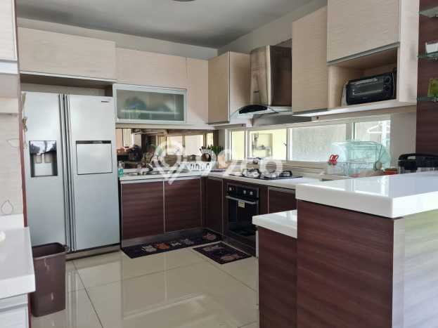 Ready to Use! Premium House LT 360m2 Desain Modern di Kota Baru Parahyangan Ready to Use! Premium House LT 360m2 Desain Modern di Kota Baru Parahyangan