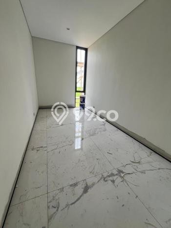 For Sale! Luxury House LT 107m2 Desain Modern di Setra Duta For Sale! Luxury House LT 107m2 Desain Modern di Setra Duta