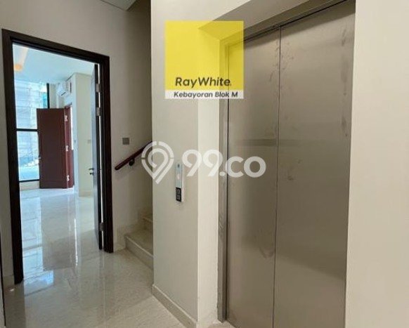 Rumah Nyaman area Pondok Indah, 4 KM, Akses Mudah Rumah Nyaman area Pondok Indah, 4 KM, Akses Mudah