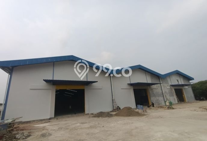 KAWASAN KOMERSIAL! Gudang Disewakan Kawasan Cileungsi, Luas 3366m2m², Jalan Strategis KAWASAN KOMERSIAL! Gudang Disewakan Kawasan Cileungsi, Luas 3366m2m², Jalan Strategis