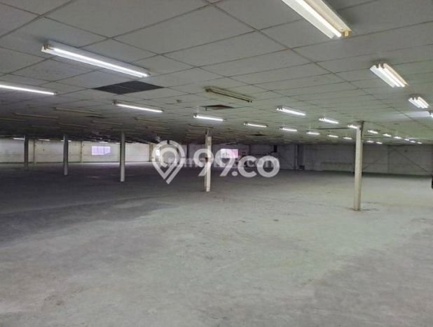 Gudang Disewa di Jakarta Utara dengan LB 3800m2 Area Komersial Ramai Gudang Disewa di Jakarta Utara dengan LB 3800m2 Area Komersial Ramai