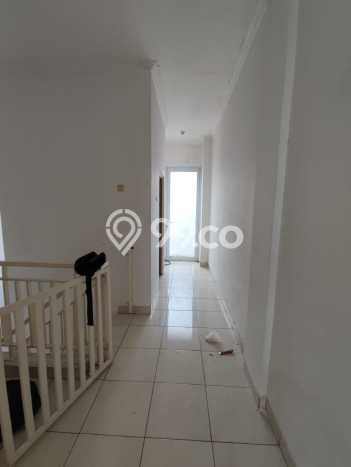 Ruko Dijual di Jakarta Barat LT 72m2 & LB 140m2 Lokasi Terbaik! Ruko Dijual di Jakarta Barat LT 72m2 & LB 140m2 Lokasi Terbaik!