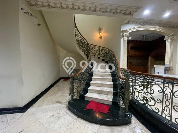 For Sale! Luxury House LT 289m2 Desain Modern di Muara Karang For Sale! Luxury House LT 289m2 Desain Modern di Muara Karang