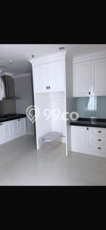 Siap Huni Apartemen Luxury di Pantai Mutiara 3 Kamar & 2 Kamar Mandi Siap Huni Apartemen Luxury di Pantai Mutiara 3 Kamar & 2 Kamar Mandi