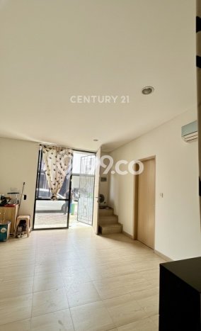 Jual Rumah Modern 2 KT di Lippo Karawaci, Tangerang Jual Rumah Modern 2 KT di Lippo Karawaci, Tangerang