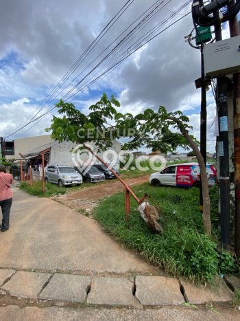 Tanah Kosong Dijual di Tangerang Selatan dengan Area 1393m2 Tanah Kosong Dijual di Tangerang Selatan dengan Area 1393m2