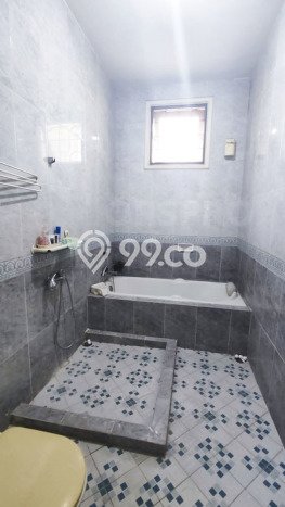 NEW LISTING! Rumah Strategis area Mulyorejo, LT 357m2m² Bangunan 420m2m² NEW LISTING! Rumah Strategis area Mulyorejo, LT 357m2m² Bangunan 420m2m²