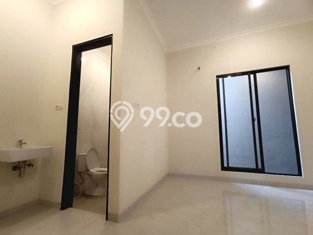 Hunian Impian Keluarga! Rumah Mewah di Sukolilo, Surabaya, LT 82m2m² Bangunan 120m2m² Hunian Impian Keluarga! Rumah Mewah di Sukolilo, Surabaya, LT 82m2m² Bangunan 120m2m²