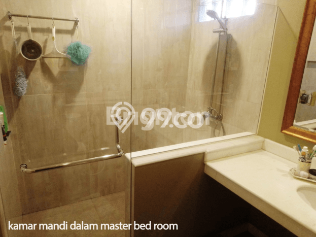 Properti Nyaman 4 KT Luas Tanah 513m2m² di Mulyorejo, Surabaya Properti Nyaman 4 KT Luas Tanah 513m2m² di Mulyorejo, Surabaya