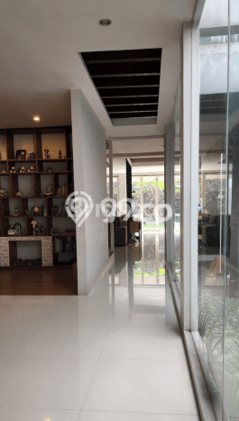 BEST DEAL! Rumah Untuk Investasi di Wonocolo, LT 342m2m² Bangunan 407m2m² BEST DEAL! Rumah Untuk Investasi di Wonocolo, LT 342m2m² Bangunan 407m2m²