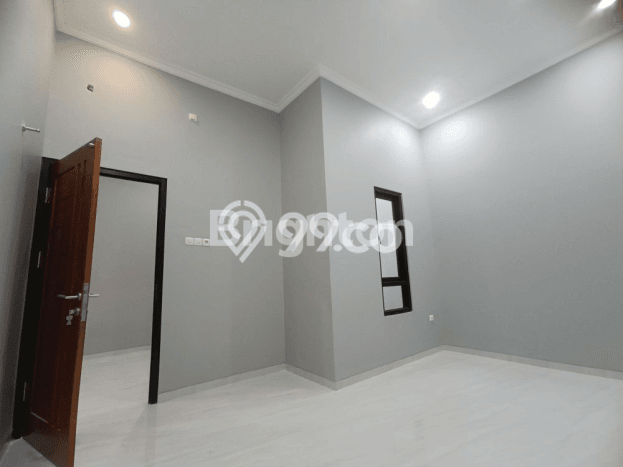 Rumah LT 150m2m² Konsep Modern di Rungkut, Dekat Pusat Kota, Surabaya Rumah LT 150m2m² Konsep Modern di Rungkut, Dekat Pusat Kota, Surabaya