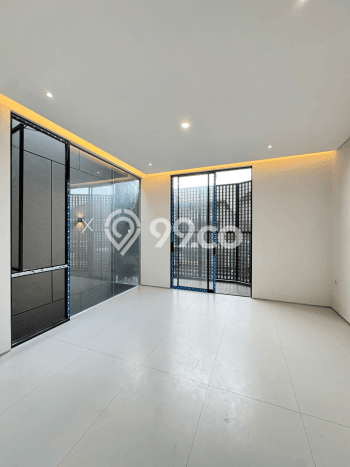 Hunian Mewah Dijual LT 200m2 di Mulyorejo, Surabaya Hunian Mewah Dijual LT 200m2 di Mulyorejo, Surabaya