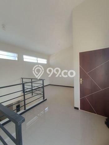 Dijual Rumah Minimalis Bagus Punya 2 KT di Rungkut Surabaya SHM Dijual Rumah Minimalis Bagus Punya 2 KT di Rungkut Surabaya SHM