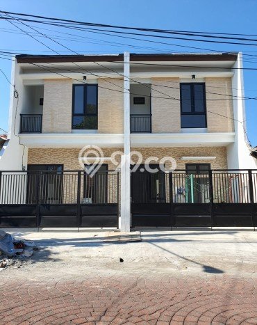 Rumah Modern area Rungkut, Surabaya, LT 87m2m² LB 120m2m² Rumah Modern area Rungkut, Surabaya, LT 87m2m² LB 120m2m²