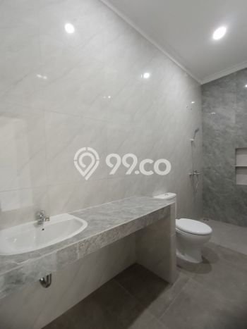 Rumah LT 107m2m² Akses Transportasi Umum di Sukolilo, Surabaya Rumah LT 107m2m² Akses Transportasi Umum di Sukolilo, Surabaya