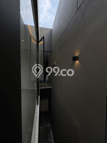 Hunian Mewah Dijual LT 200m2 di Mulyorejo, Surabaya Hunian Mewah Dijual LT 200m2 di Mulyorejo, Surabaya