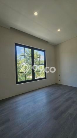Dijual Rumah Mewah Elegan Dengan View Cantik di Citraland, Surabaya Dijual Rumah Mewah Elegan Dengan View Cantik di Citraland, Surabaya