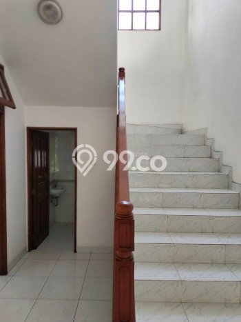 Rumah Kontrakan Jakarta Selatan LT 600m2 LB 600m2 Area Kemang Rumah Kontrakan Jakarta Selatan LT 600m2 LB 600m2 Area Kemang
