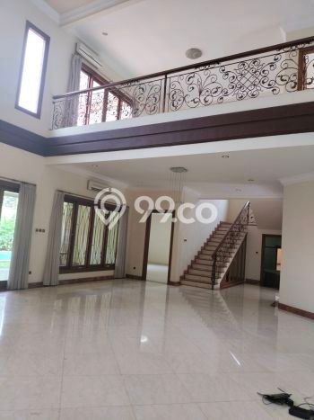 Sewa Rumah Murah di Ampera Jakarta Selatan dengan 5 Kamar Tidur Sewa Rumah Murah di Ampera Jakarta Selatan dengan 5 Kamar Tidur