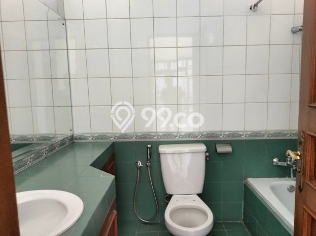 Rumah Kontrakan Jakarta Selatan LT 600m2 LB 600m2 Area Kemang Rumah Kontrakan Jakarta Selatan LT 600m2 LB 600m2 Area Kemang