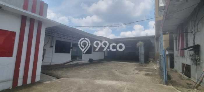 Disewakan Gudang di Kawasan Ramai Daan Mogot Luas 1000m2 Disewakan Gudang di Kawasan Ramai Daan Mogot Luas 1000m2