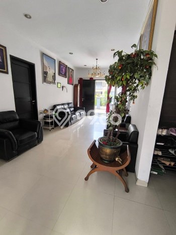 Jual Rumah Mewah Elegan Dengan View Eksklusif di BSD Puspita Loka, Tangerang Jual Rumah Mewah Elegan Dengan View Eksklusif di BSD Puspita Loka, Tangerang