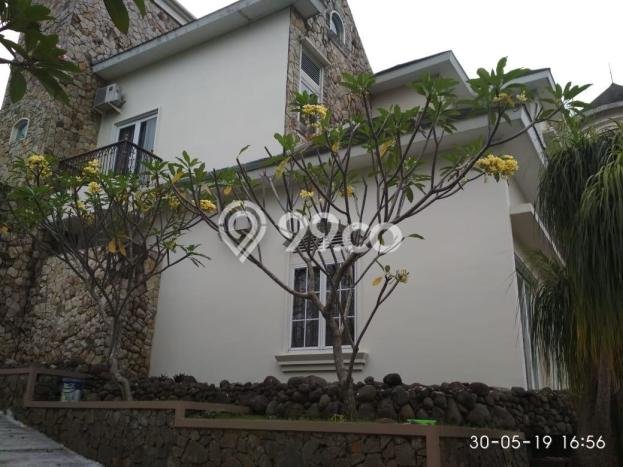 RUMAH MEWAH, LUAS 1610M, BAGUS, SENTUL CITY, KOLAM RENANG VIEW GUNUNG DAN GOLF RUMAH MEWAH, LUAS 1610M, BAGUS, SENTUL CITY, KOLAM RENANG VIEW GUNUNG DAN GOLF