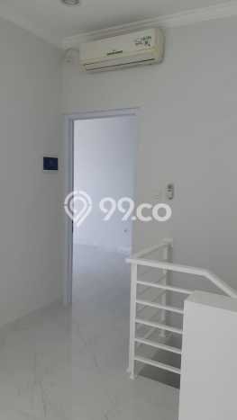RUMAH BARU, SIAP HUNI, 2 LANTAI, KAMAR MANDI DALAM DI SETIAP KAMAR RUMAH BARU, SIAP HUNI, 2 LANTAI, KAMAR MANDI DALAM DI SETIAP KAMAR