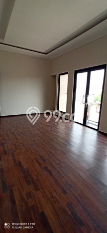 RUMAH BARU DENGAN KOLAM RENANG, SIAP HUNI, BSD, RUMAH BARU DENGAN KOLAM RENANG, SIAP HUNI, BSD,