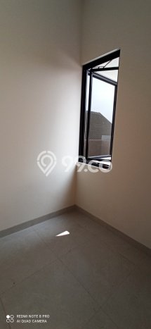 RUMAH BARU DENGAN KOLAM RENANG, SIAP HUNI, BSD, RUMAH BARU DENGAN KOLAM RENANG, SIAP HUNI, BSD,