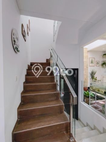RUMAH BAGUS DAN CANTIK, SIAP HUNI, DI DELATINOS BSD RUMAH BAGUS DAN CANTIK, SIAP HUNI, DI DELATINOS BSD