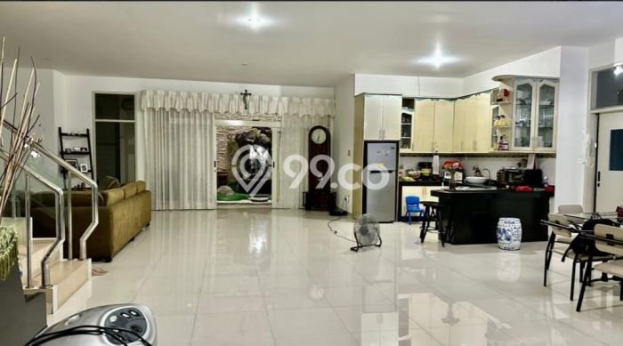 Rumah Mewah LB 475m2 Siap Pakai Desain Elegan di Pluit, Jakarta Utara Rumah Mewah LB 475m2 Siap Pakai Desain Elegan di Pluit, Jakarta Utara