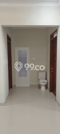 BAGUS, 2 LANTAI, SIAP HUNI, DI BSD BAGUS, 2 LANTAI, SIAP HUNI, DI BSD
