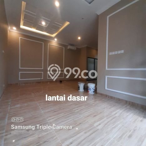 RUMAH BARU, 3 LANTAI, BAGUS, SIAP HUNI, GADING SERPONG RUMAH BARU, 3 LANTAI, BAGUS, SIAP HUNI, GADING SERPONG