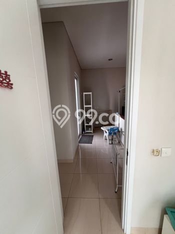 Disewakan! Rumah 3 Kamar Tidur &
2 Kamar Mandi di BSD, Tangerang Disewakan! Rumah 3 Kamar Tidur &
2 Kamar Mandi di BSD, Tangerang
