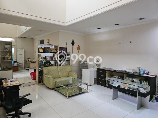 Jual Rumah Luas Elegan Dengan View Cantik di Surabaya Kota, Surabaya Jual Rumah Luas Elegan Dengan View Cantik di Surabaya Kota, Surabaya