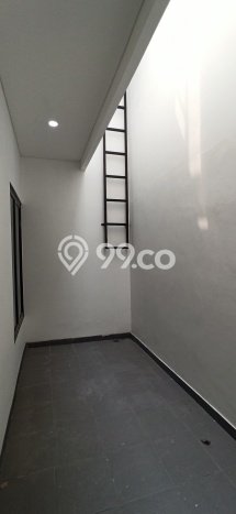Jual Rumah Bagus Siap Huni LB 135m2 di Serpong Utara, Tangerang Selatan Jual Rumah Bagus Siap Huni LB 135m2 di Serpong Utara, Tangerang Selatan